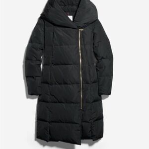 Cole Haan Women's Elegant Black Puffer Jacket